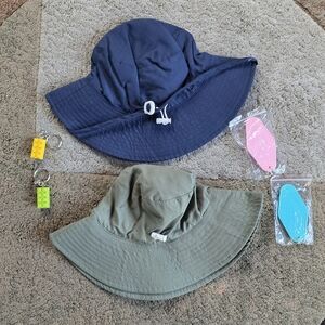 Kids Navy and Olive Sun Hats + Key Chains
